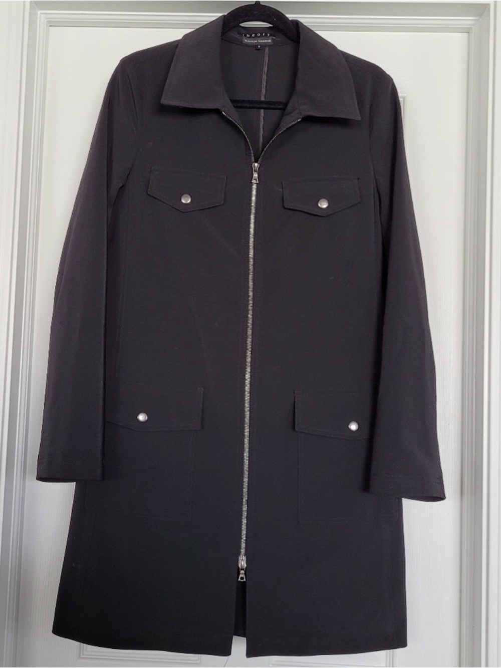 Theory Bergdorff Goodman Black Trench Coat size L